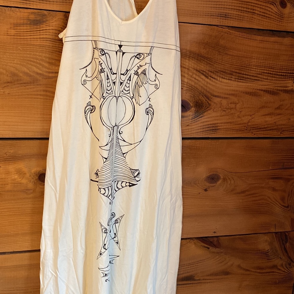 Dress - Picture 2 of 3
